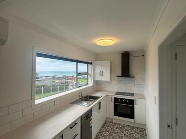 Moturoa, 2 bedrooms