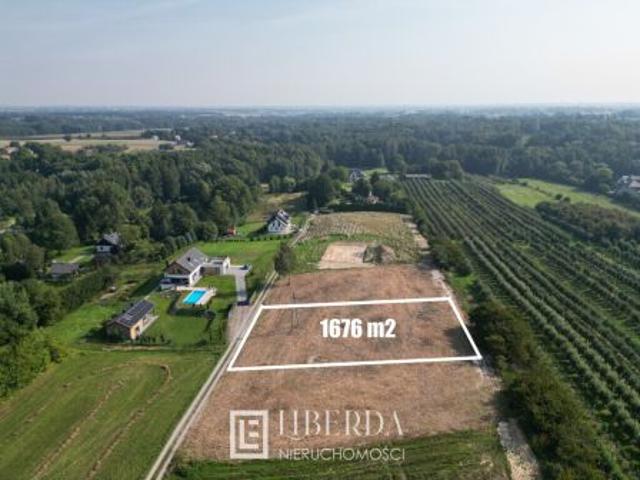 Motycz, 1676 m² Działka