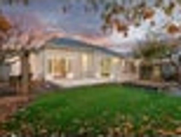 Priced Deadline Sale Brought Forward! $679,000