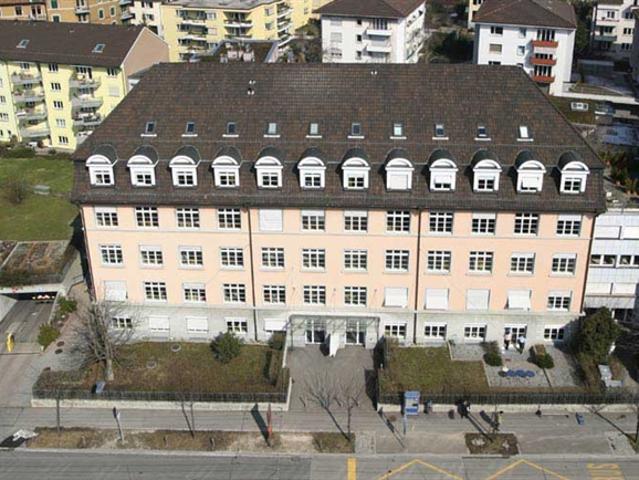 Motorradeinstellplätze zu vermieten