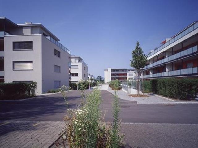Motorradhallenplatz frei