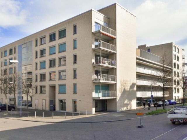 Motorradplatz zu vermieten!