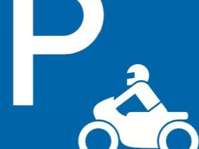 Motorradplätze in Uster