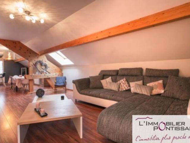 MOUTHE APPARTEMENT F4 DUPLEX GARAGE