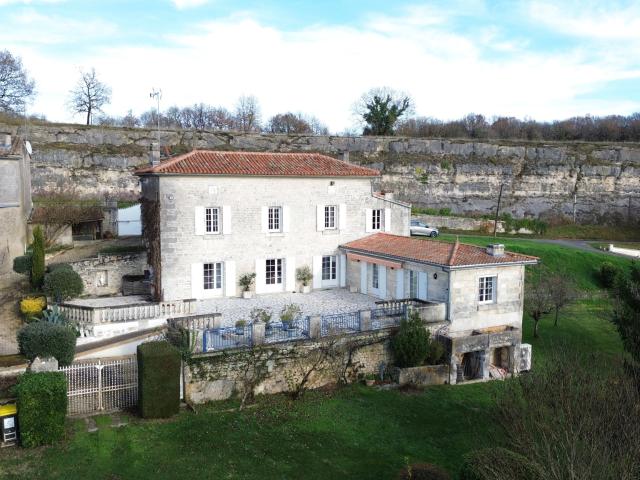 Mouthiers sur Boëme Vente Propriété/château 16