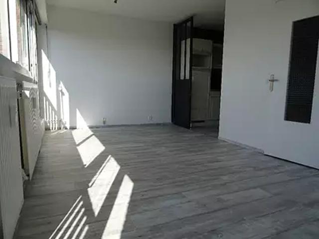 Mouvaux 59420 Location appartement 1 pièce t1 au dernier étage