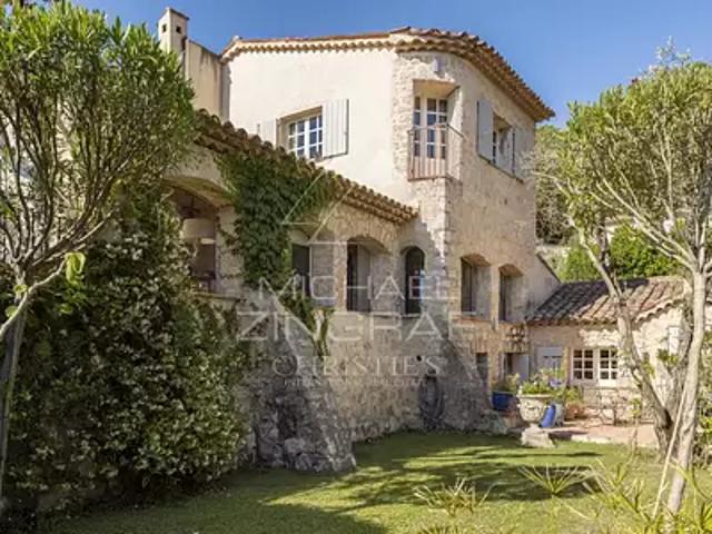 Mouans Sartoux 06370 Achat / Vente maison 7 pièces t7 piscine