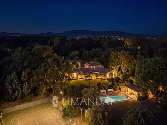 Mouans Sartoux 06370 Achat / Vente maison 8 pièces t8 piscine