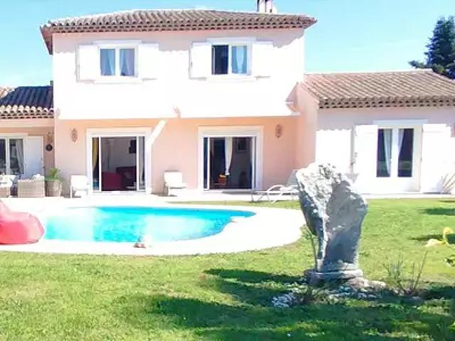 Mouans Sartoux 06370 Achat / Vente maison 8 pièces t8 piscine terrasse