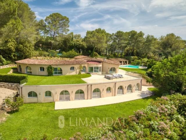 Mouans Sartoux Villa atypique d'exception, 642 m2, terrain 1 hectare, piscine, jacuzzi