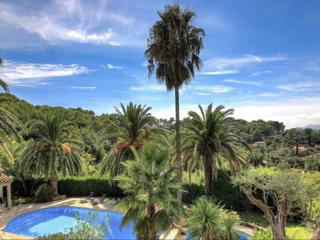 Mougins magnifique maison Provençale 6 pièces avec piscine