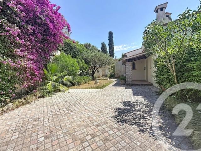 MOUGINS, maison à vendre, 5 pièces, 161 m²
