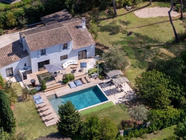 MOUGINS, maison à vendre, 160 m²