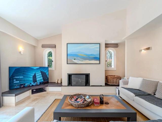 Mougins Au calme absolu, villa de plain pied 5 chambras