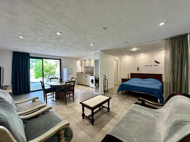 MOUGINS CALME ABSOLU Grand appartement indépendant avec terrasse + parking