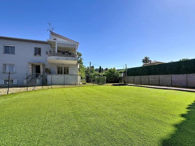 Mougins Campane – 3 pièces de 89m² en esprit maison avec jardin de 540m² plein de charme