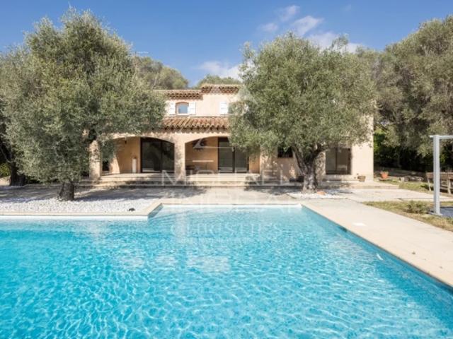 Mougins Charmante villa provençale