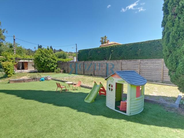 Mougins Grand 3 pièces en rez de jardin de 89,17 m2 avec j