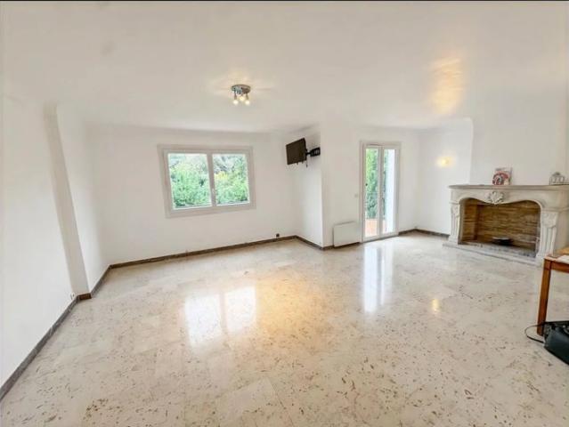 Mougins Haut de villa