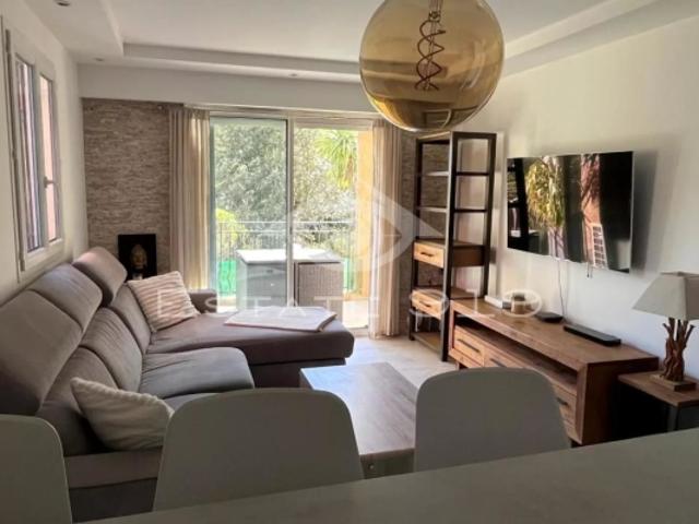 MOUGINS LE HAUT