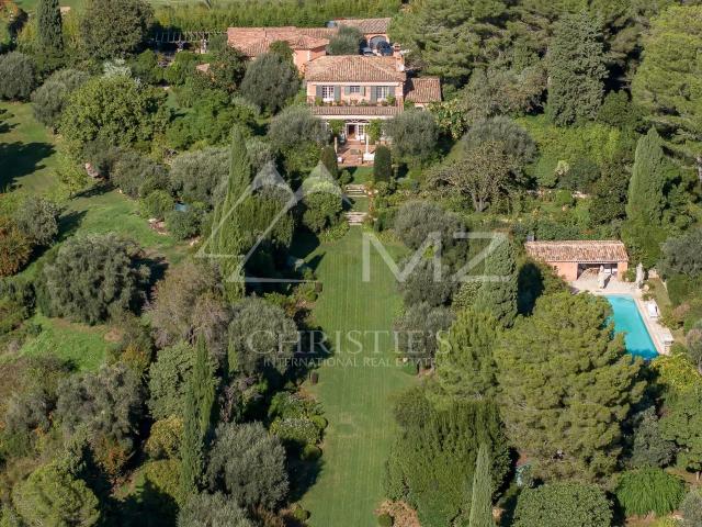 Mougins résidentiel Rare propriété de charme 801m² Mougins