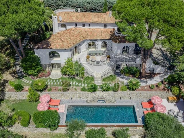 Mougins Villa provençale rénovée avec vue panoramique jusq. 248m² Mougins