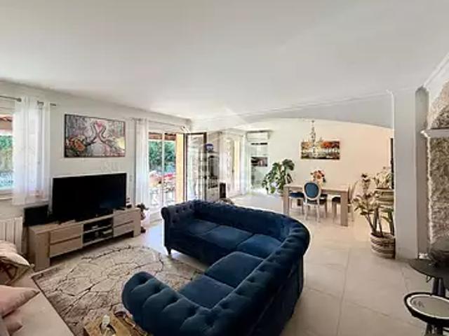 Mougins 06250 Achat / Vente maison 5 pièces t5 piscine parking