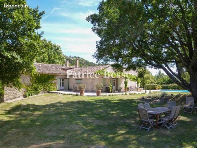 Moulin 10 pièces 468 m²