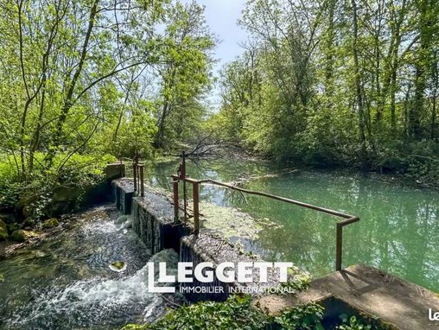 Moulin 7 pièces 148 m²