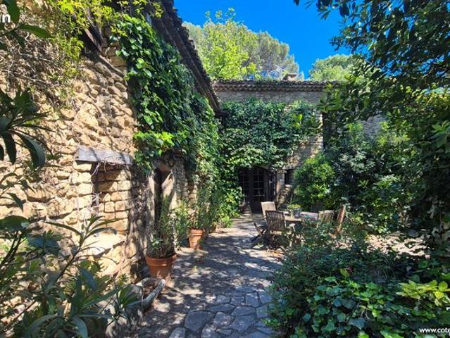 Moulin 7 pièces 246 m²