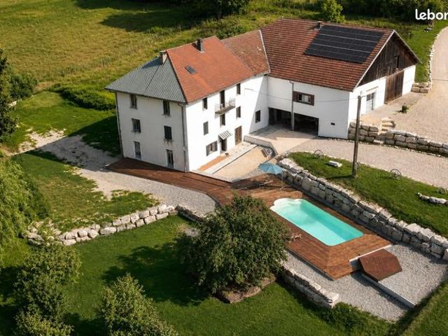Moulin 6 pièces 240 m²