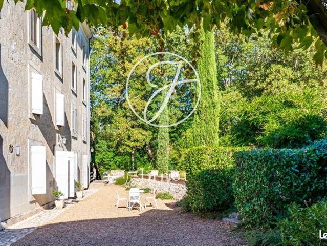 Moulin 8 pièces 500 m²