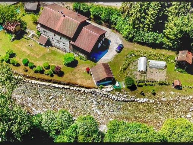 Moulin 8 pièces 547 m²