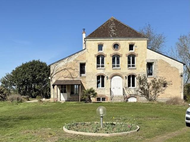 Moulin 9 pièces 330 m²