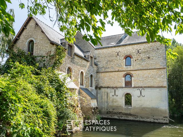 Moulin de caractère avec piscine et maison indépendante