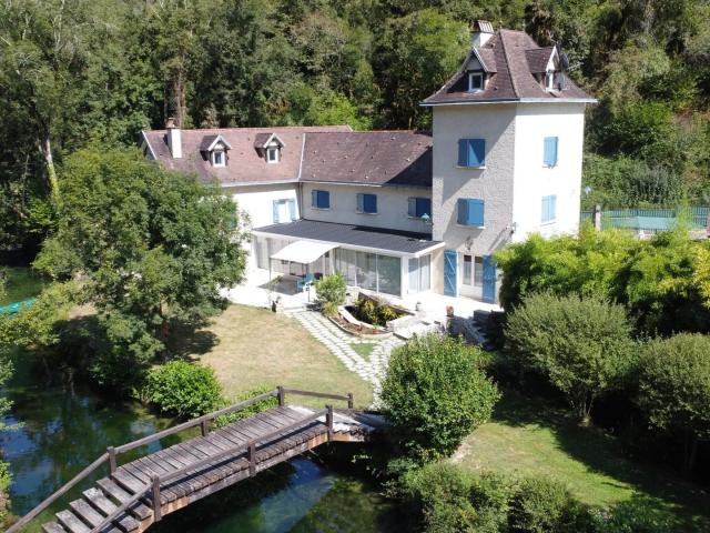 Moulin du 17éme Moulin du 17éme siècle dans un cadre excepti. 414m² Saint Cirq Lapopie
