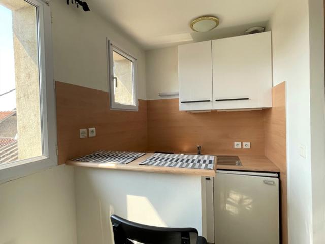 MOULINS Appartement 1 pièce avec meubles