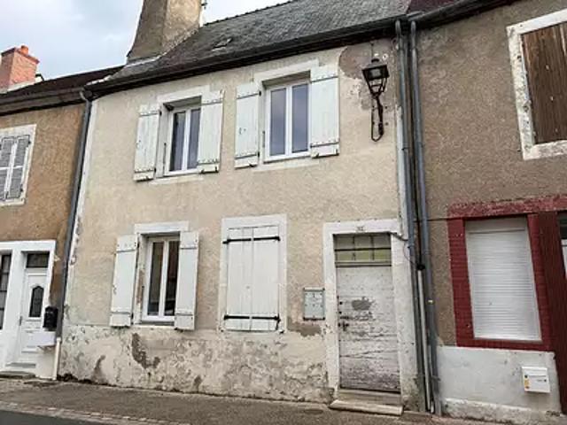 Moulins Engilbert 58290 Achat / Vente immeuble au dernier étage