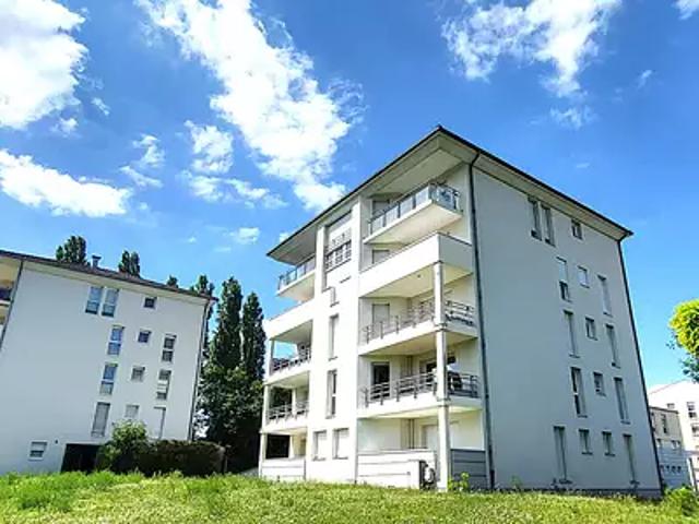 Moulins lès Metz 57160 Achat / Vente appartement 4 pièces t4 au dernier étage cave