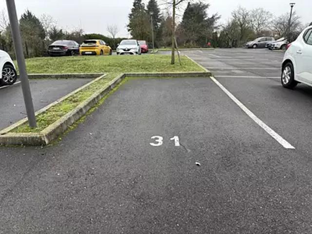 Moulins lès Metz 57160 Location parking