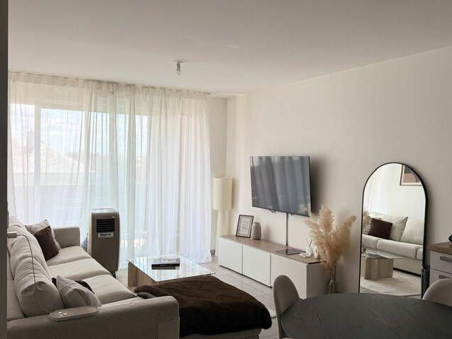 MOULINS LIMITE MONTIGNY F2 RESIDENCE RECENTE CUISINE EQUIPEE TERRASSE PARKINGS