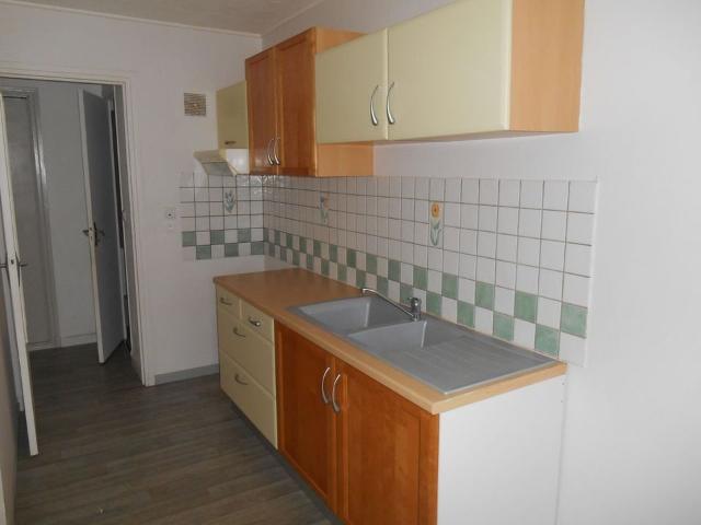 Moulins Location Appartement 03