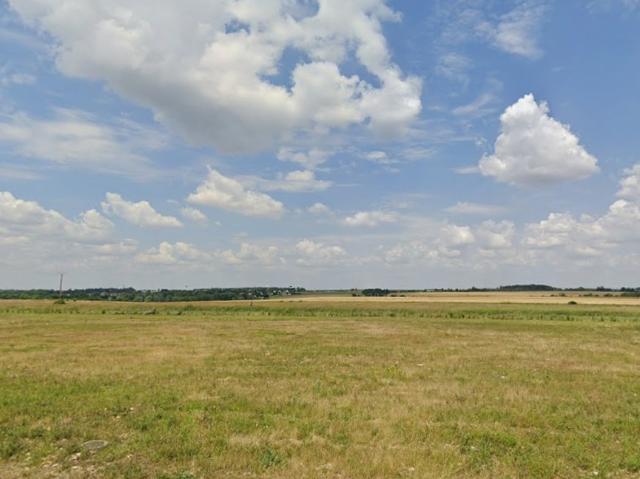 Moulins sur Yèvre Vente Terrain 18