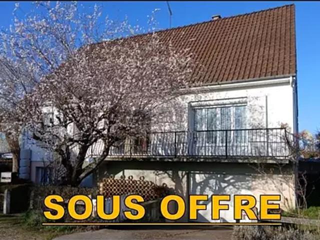 Moulins 03000 Achat / Vente maison 8 pièces t8 balcon
