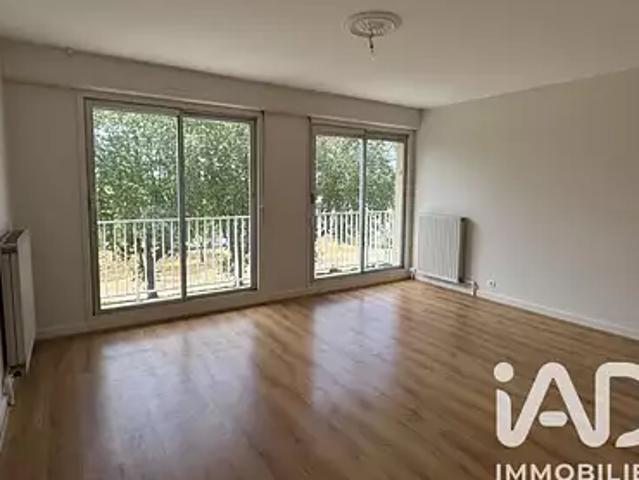 Moulins 03000 Achat / Vente appartement 3 pièces t3 au dernier étage parking
