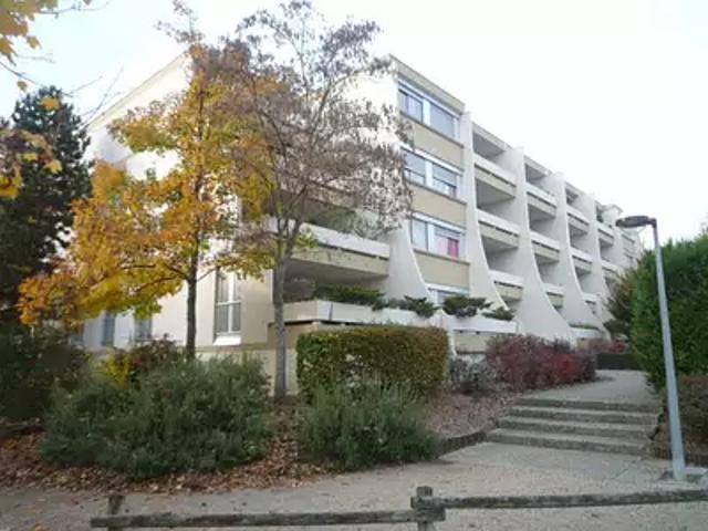 Moulins 03000 Location appartement 1 pièce t1 terrasse