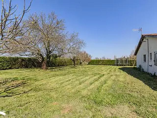 Mouliets et Villemartin 33350 Achat / Vente maison 4 pièces t4 parking