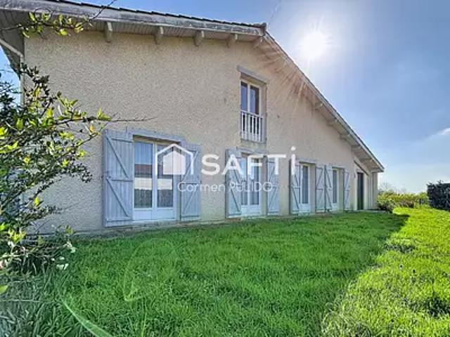 Mouliets et Villemartin 33350 Achat / Vente maison 8 pièces t8 terrasse balcon