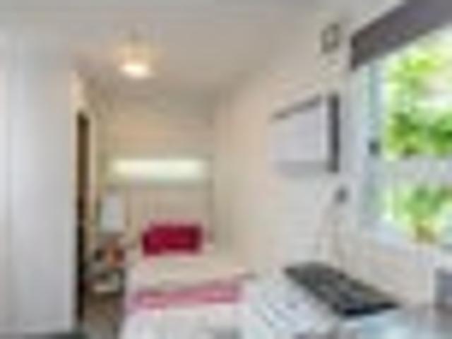 Mount Victoria, 1 bedroom, $285 pw