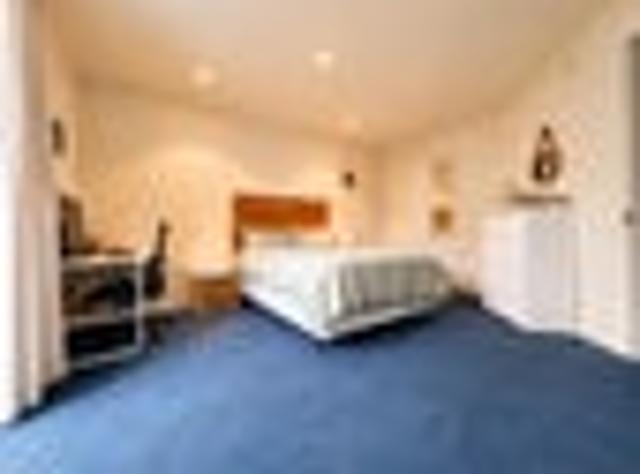 Mount Victoria, 2 bedrooms, $770 pw